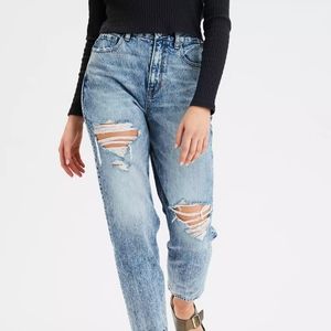 American Eagle Curvy Mom Jeans